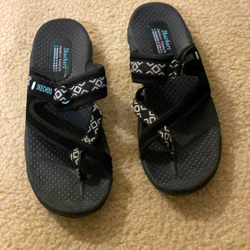 Sketchers Reggae Sandals